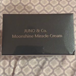 Juno&co primer